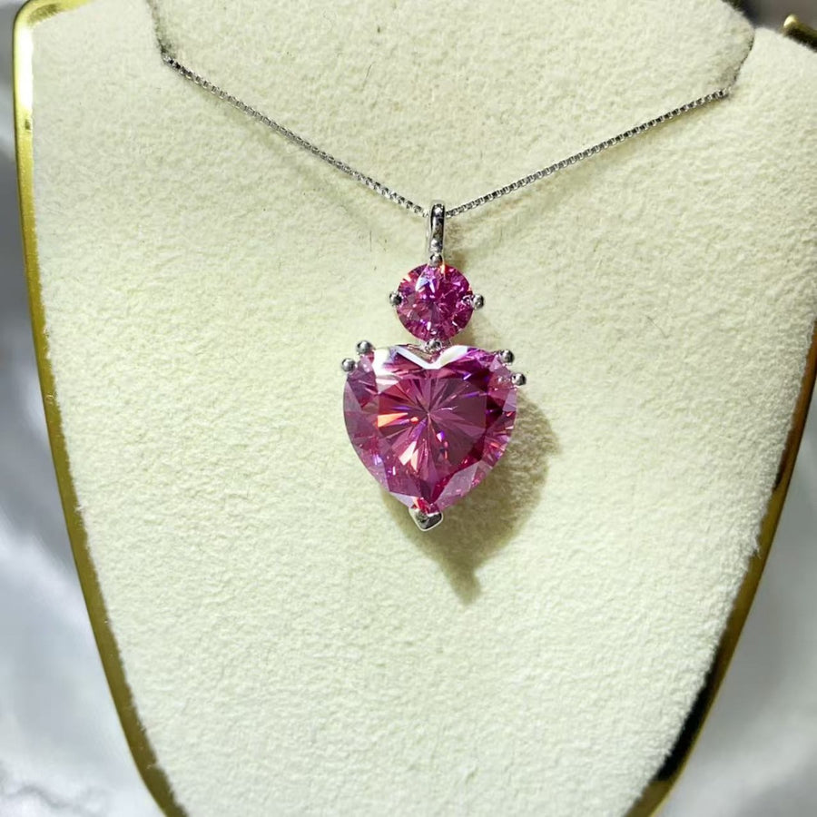 5.5 Carat Moissanite 925 Sterling Silver Pendant Necklace | Redblad 18K Solid Gold & Certified Diamond Necklaces