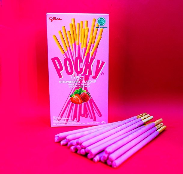 Pocky Strawberry