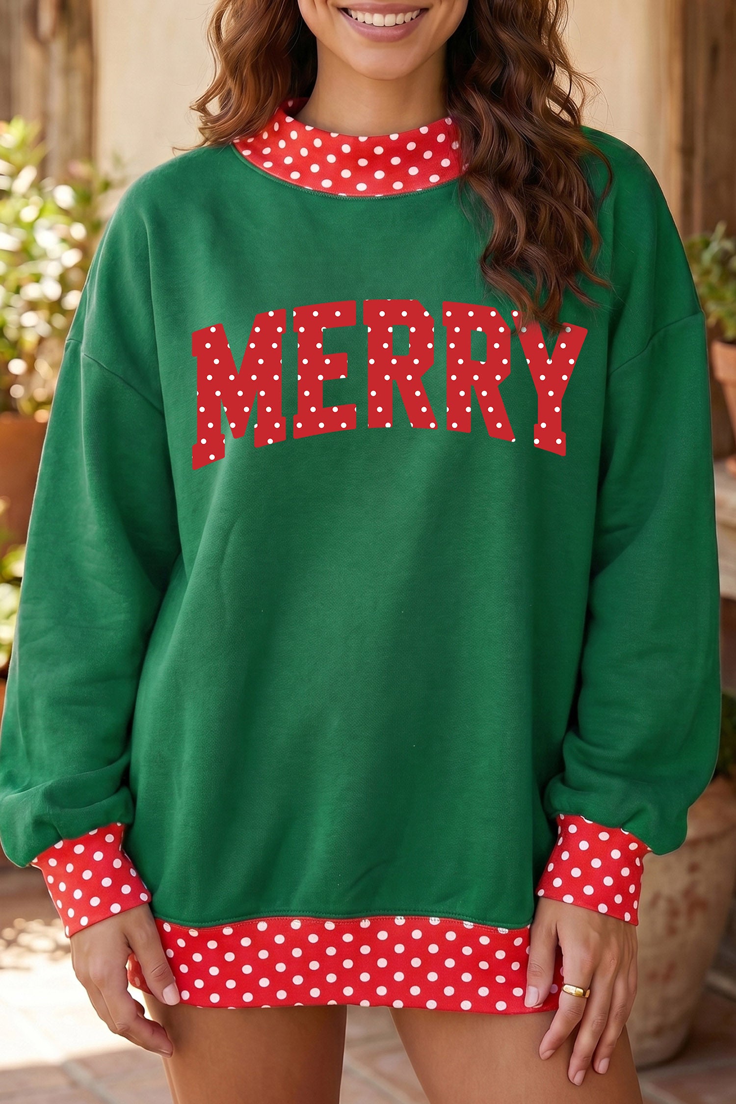 Dunkelgrüner Frohe Weihnachten-Slogan Polka-Punkt-Kontrast-Tunika-Sweatshirt