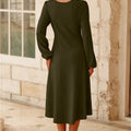 Dschungelgrün, einfarbiges langärmeliges Midi-Kleid mit Faltendetails - Foto 4