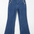Ashleigh Blue Golden Button Detail Rolled Edge Flare Leg Jeans - Damesmode Afbeelding 4 - Foto 4
