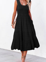 Robe midi noire plissée à col carré plissé sans manches - Damesmode Afbeelding 2 - Miniatuur