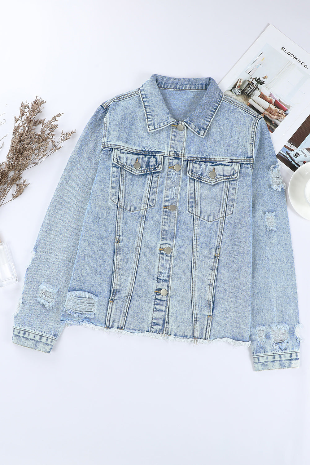 Veste en jean veste en jean à revers bleu ciel usée
