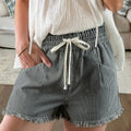 Black Stripe Raw Edge Drawstring Elastic Waist Casual Denim Shorts - Damesmode Afbeelding 1 - Foto 1
