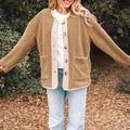 Veste en patchwork en velour côtelé beige français clair, bouffante, avec de grandes poches - Foto 4