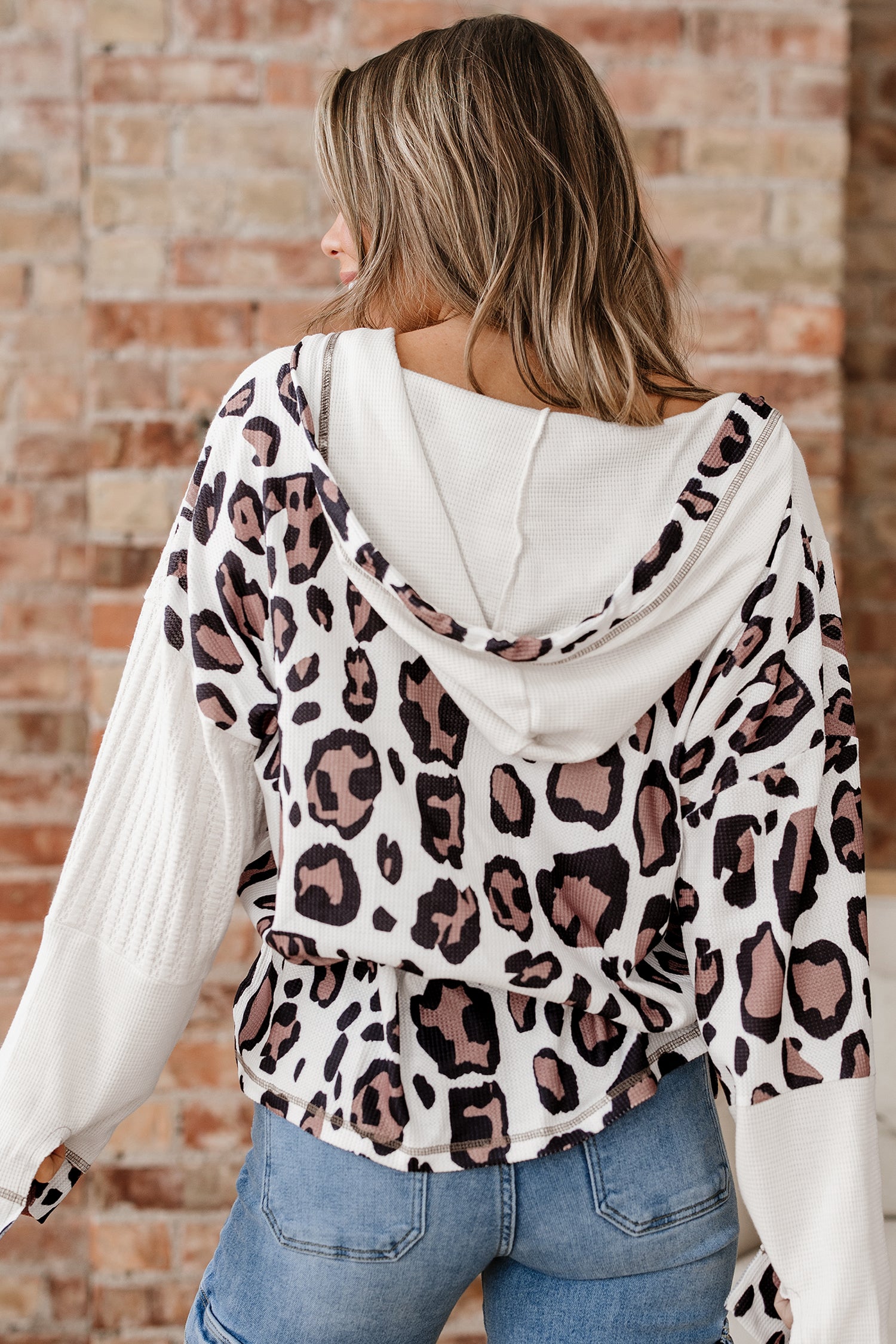Apricot Oversized Leopard Contrast Mixed Texture Patchwork Zip Up Drop Shoulder Hoodie - Damesmode Afbeelding 3