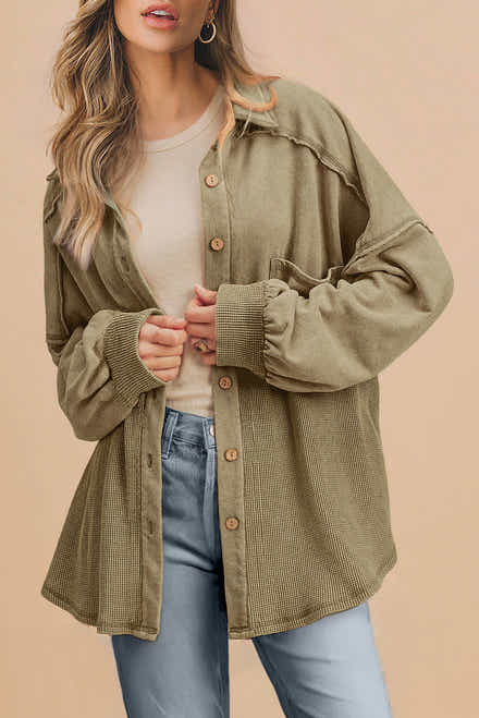 Shacket oversize en maille gaufre vert mousse en patchwork boutonné