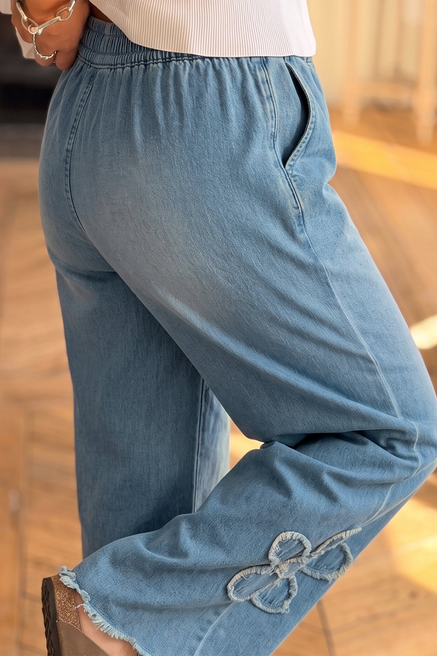 Beau Blue Frayed Floral Patch Wide Leg Raw Hem Wide Leg Jeans - Damesmode Afbeelding 2
