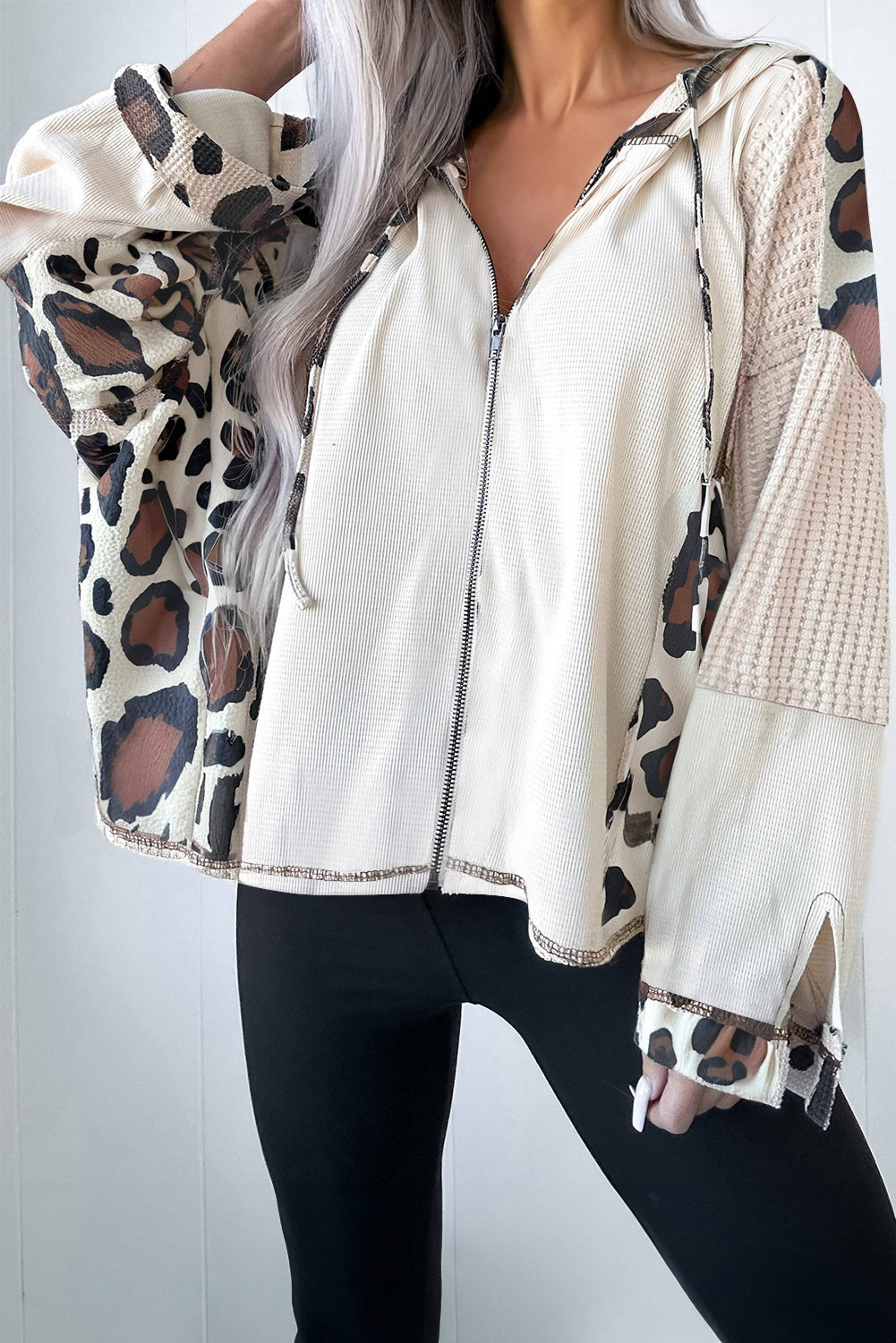 Apricot Oversized Leopard Contrast Mixed Texture Patchwork Zip Up Drop Shoulder Hoodie - Damesmode Afbeelding 2