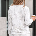 Beige Maple Camo Print Pullover Top and Elastic Waist Casual Short Set - Damesmode Afbeelding 2 - Foto 2
