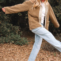 Veste en patchwork en velour côtelé beige français clair, bouffante, avec de grandes poches - Foto 5