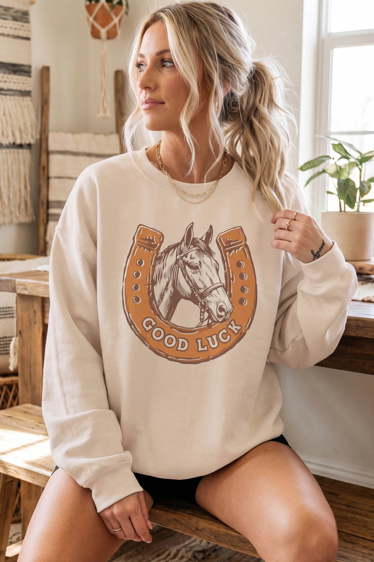 Beige GOOD LUCK Western Horse Print Oversized Pullover Sweatshirt - Damesmode Afbeelding 4
