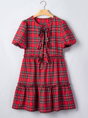 Rotes Karo-Knoten-Kurzärmel-Mini-Shift-Kleid mit kariertem Knotenhals - Miniatuur