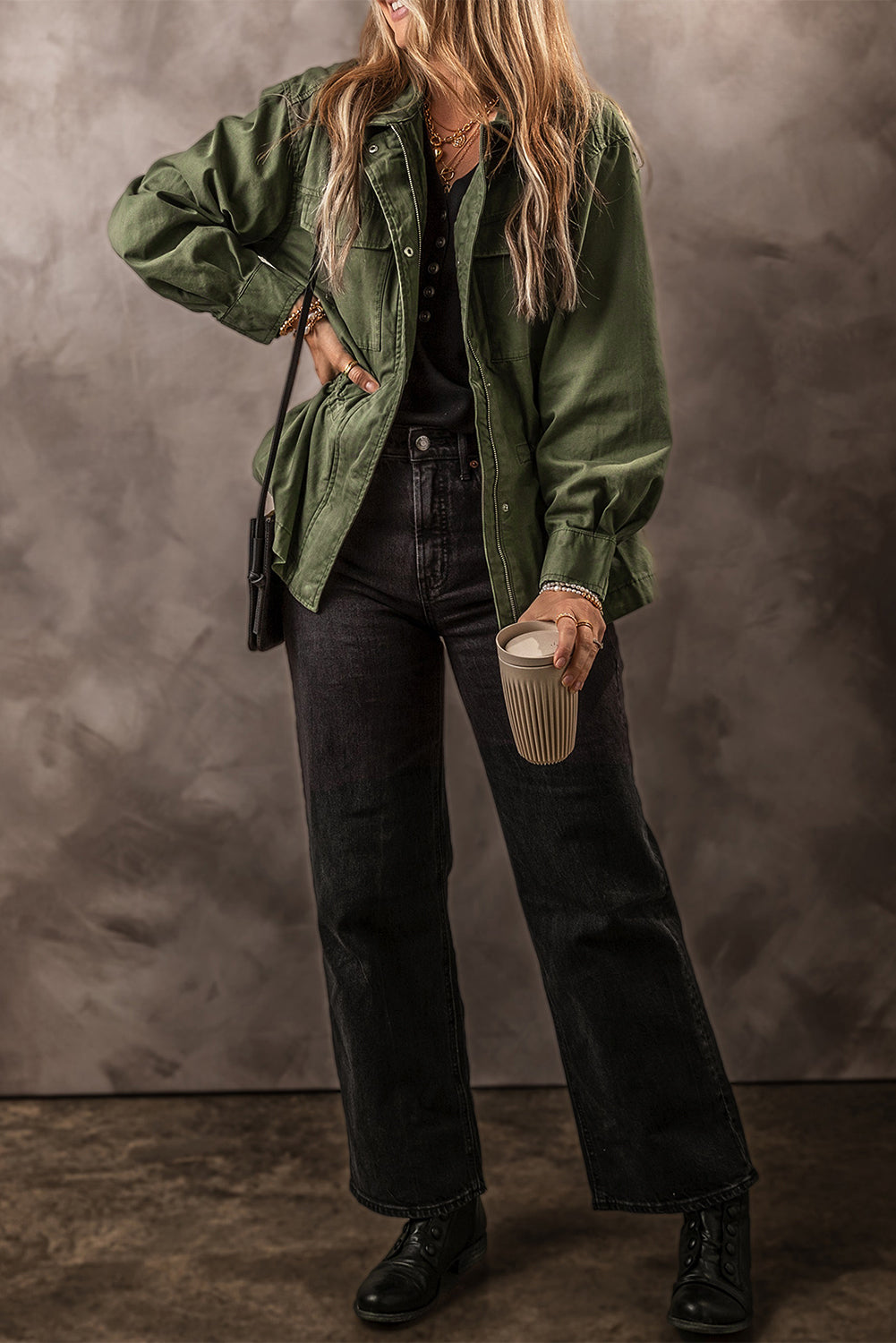 Moosgrüne Druckknopf-Reißverschlussjacke mit enger Taille und Kragen