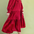 Rennrotes Einfarbiges Rüschen-Outfit Langärmeliges gestuftes Shift-Midi-Kleid - Foto 5