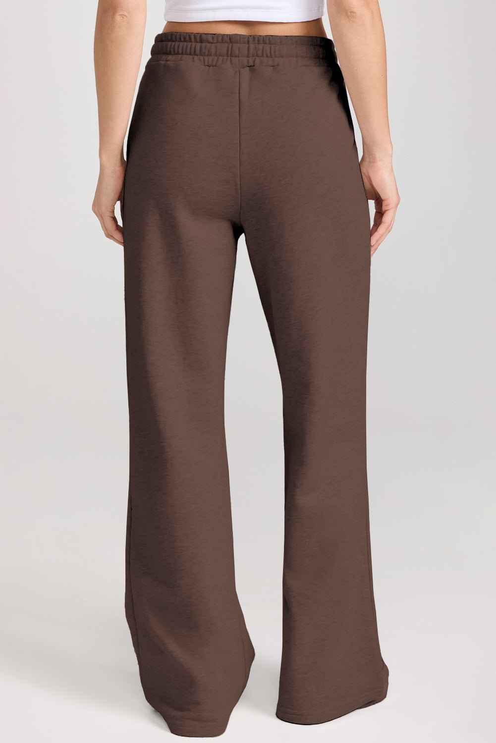 Ensemble actif à sweat marron foncé à col uni et pantalon taille haute