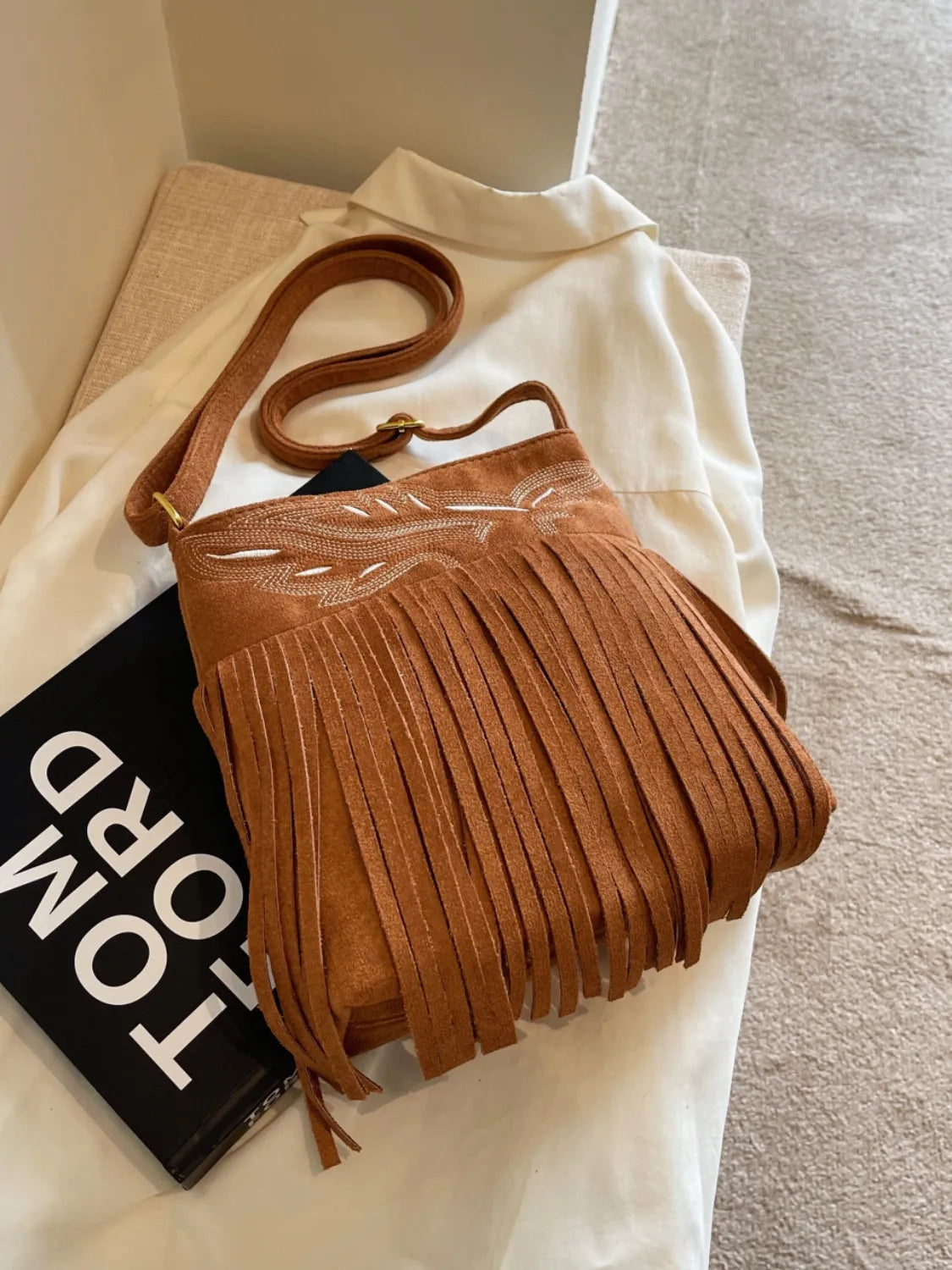 Fringe Solid Color Shoulder Bag - Exklusive Damenmode & Kleidung Kollektion | Redblad Deutschland