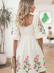 Beige blommönster Babydoll-klänning med puffärm – Dammode Bild 2 - Miniatuur