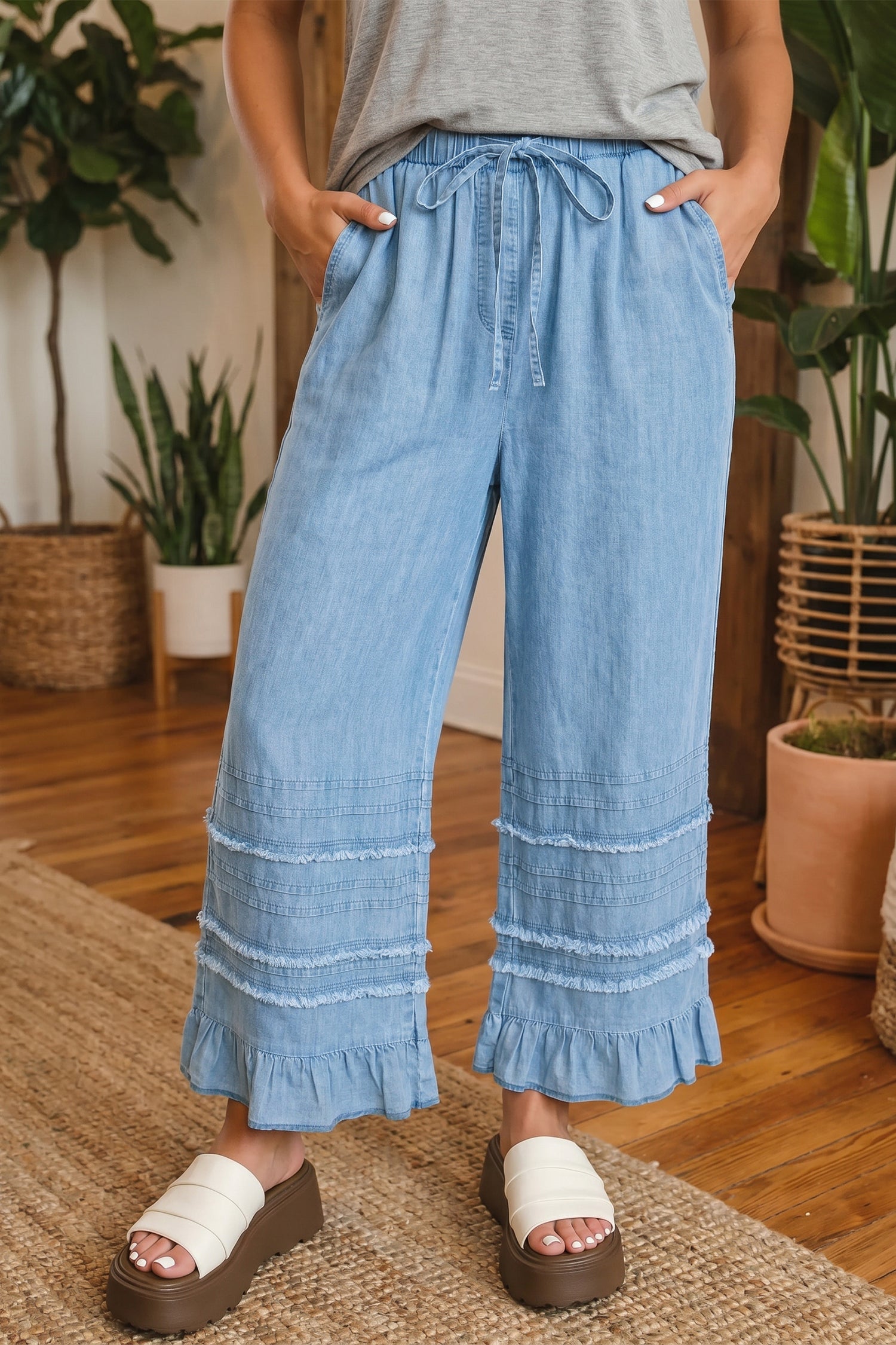 Pantaloni Chambray Chambray blu crepuscolo con orlo arricciato e gamba larga