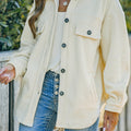 Beige Turn Down Collar Buttoned Shirt Jacket - Damesmode Afbeelding 4 - Foto 4