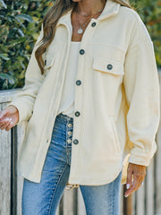 Giacca camicia beige con colletto abbassato - Immagine moda femminile 4 - Miniatuur