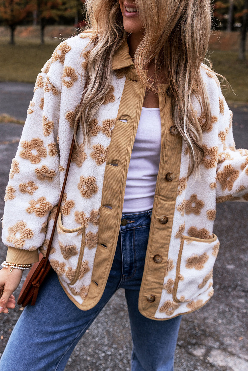 Helles französisch-beige Niedliches Blumenmuster Fleece-Jacke