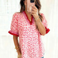 Pink Stripe Ruffled Trim V Neck Leopard Print Short Sleeve Blouse - Foto 2