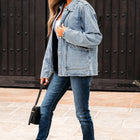 Myosotis-Jakobsmuschel-Kragenkragen mit gepatchter Tasche und mineralgewaschener Jeansjacke - Thumbnail