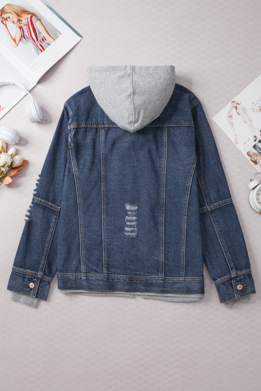 Veste en jean en denim bleu foncé à capuche à capuche zippée