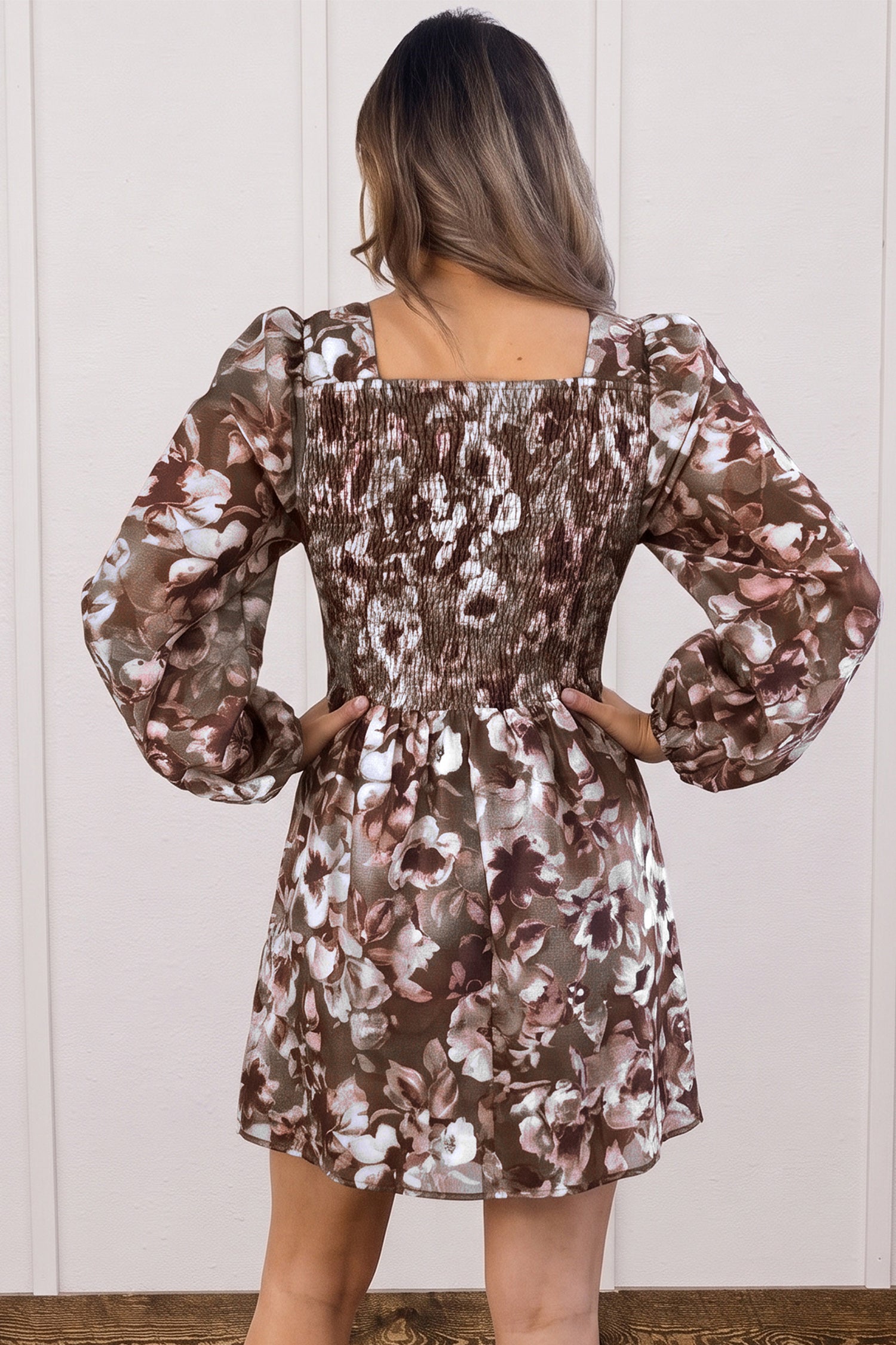 Brown Abstract Floral Print Square Neck Long Sleeve Mini Shift Dress - Damesmode Afbeelding 2