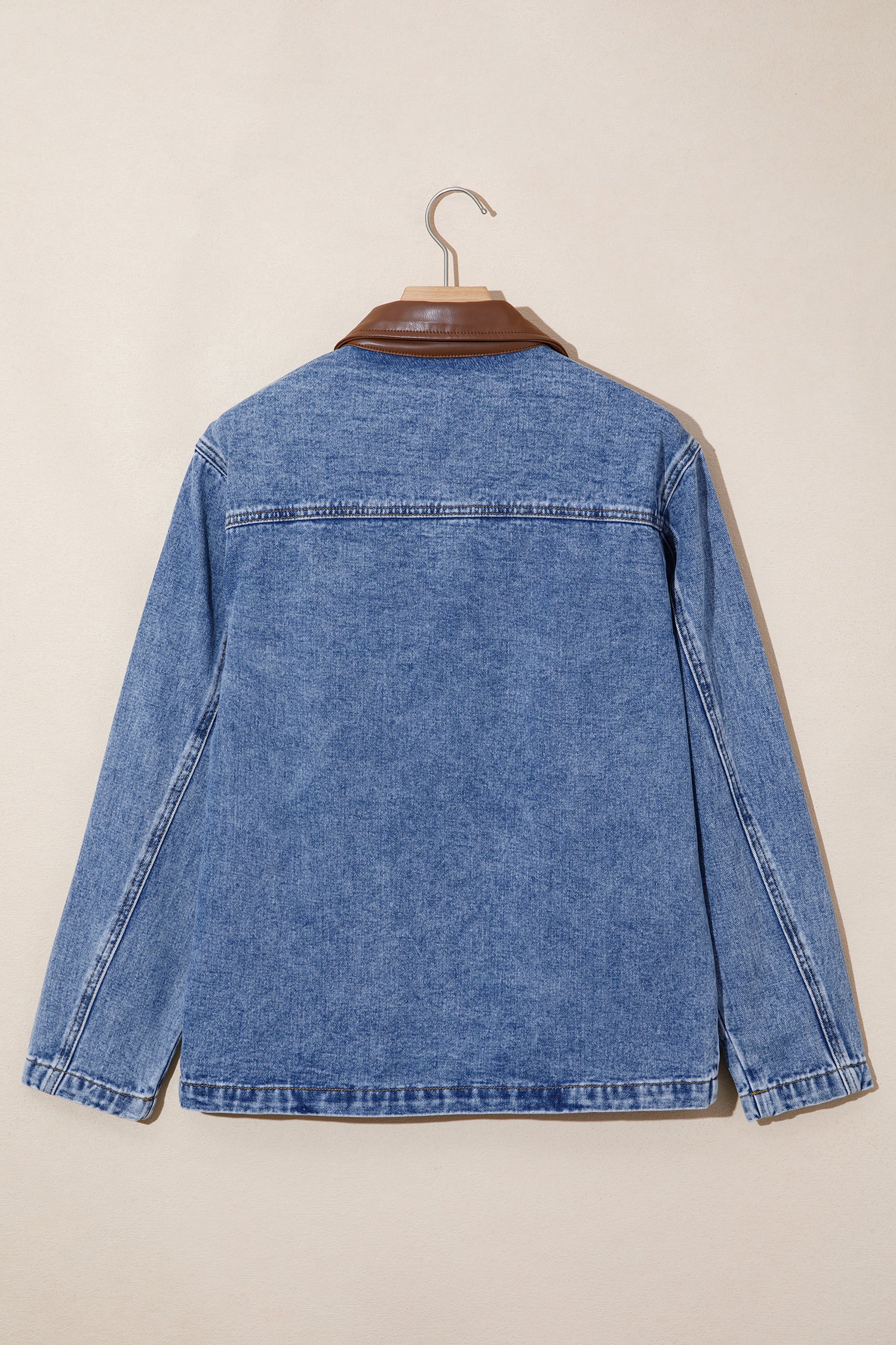 Himmelblauer Patchwork-Lederkragen-Langarm-Jeansjacke