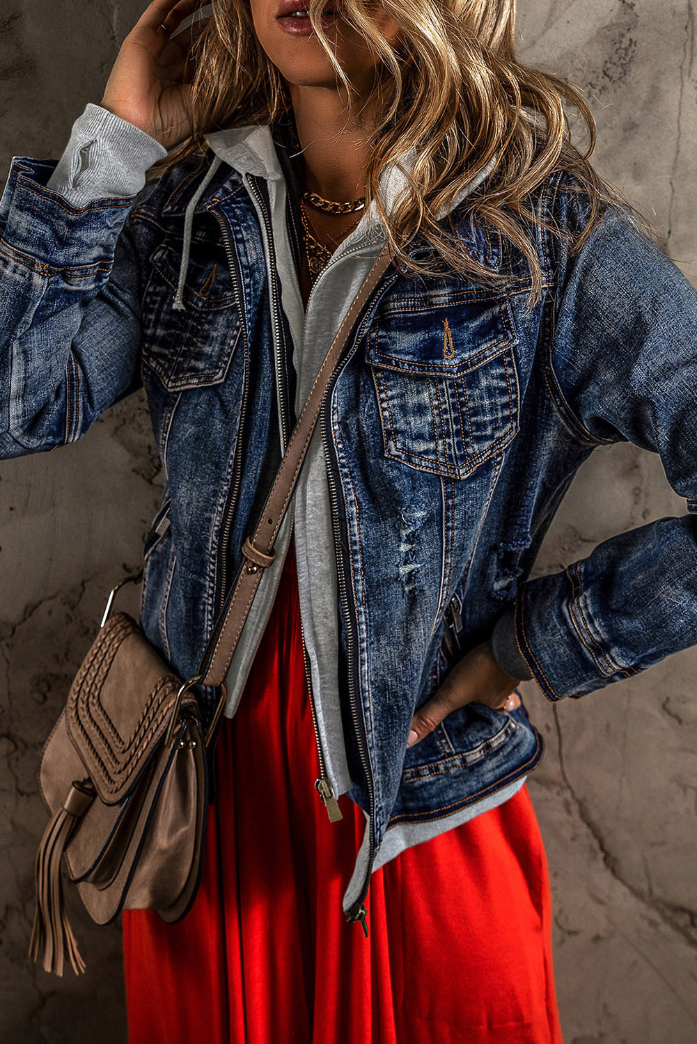 Veste en jean en denim bleu foncé à capuche à capuche zippée