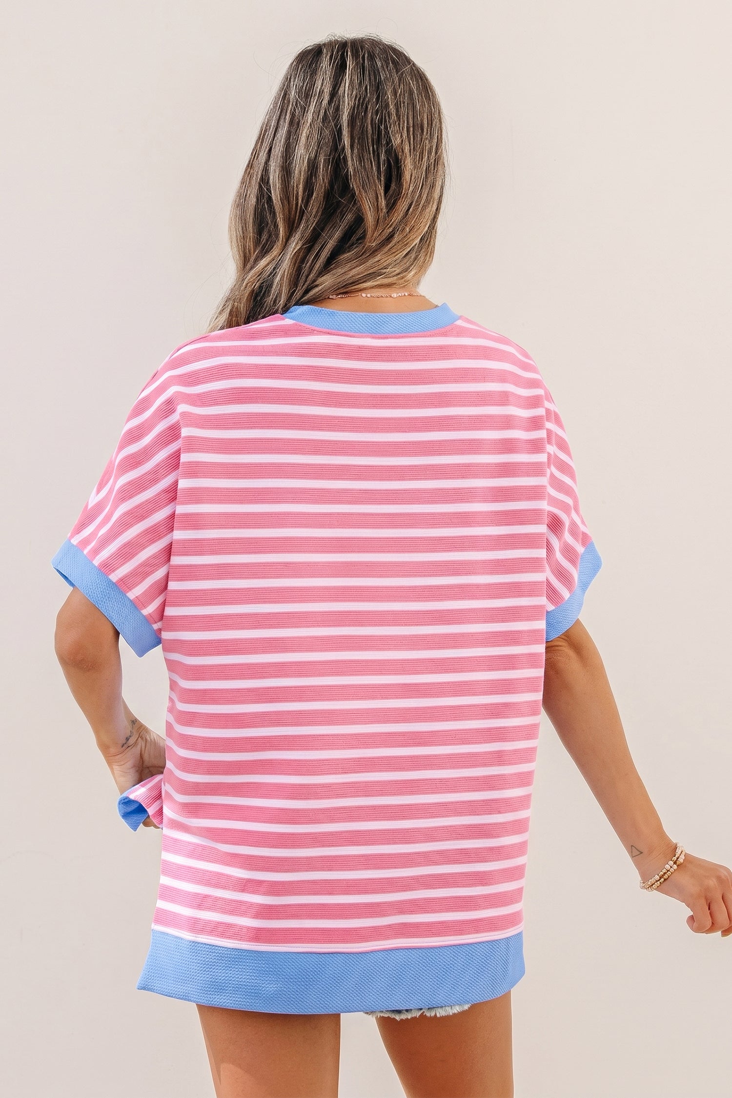 Rosa Stripe Contrast Trim lockeres kurzärmeliges Oberteil