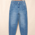 Himmelblaue Medium Wash Barrel Jeans mit Manschetten - Foto 6