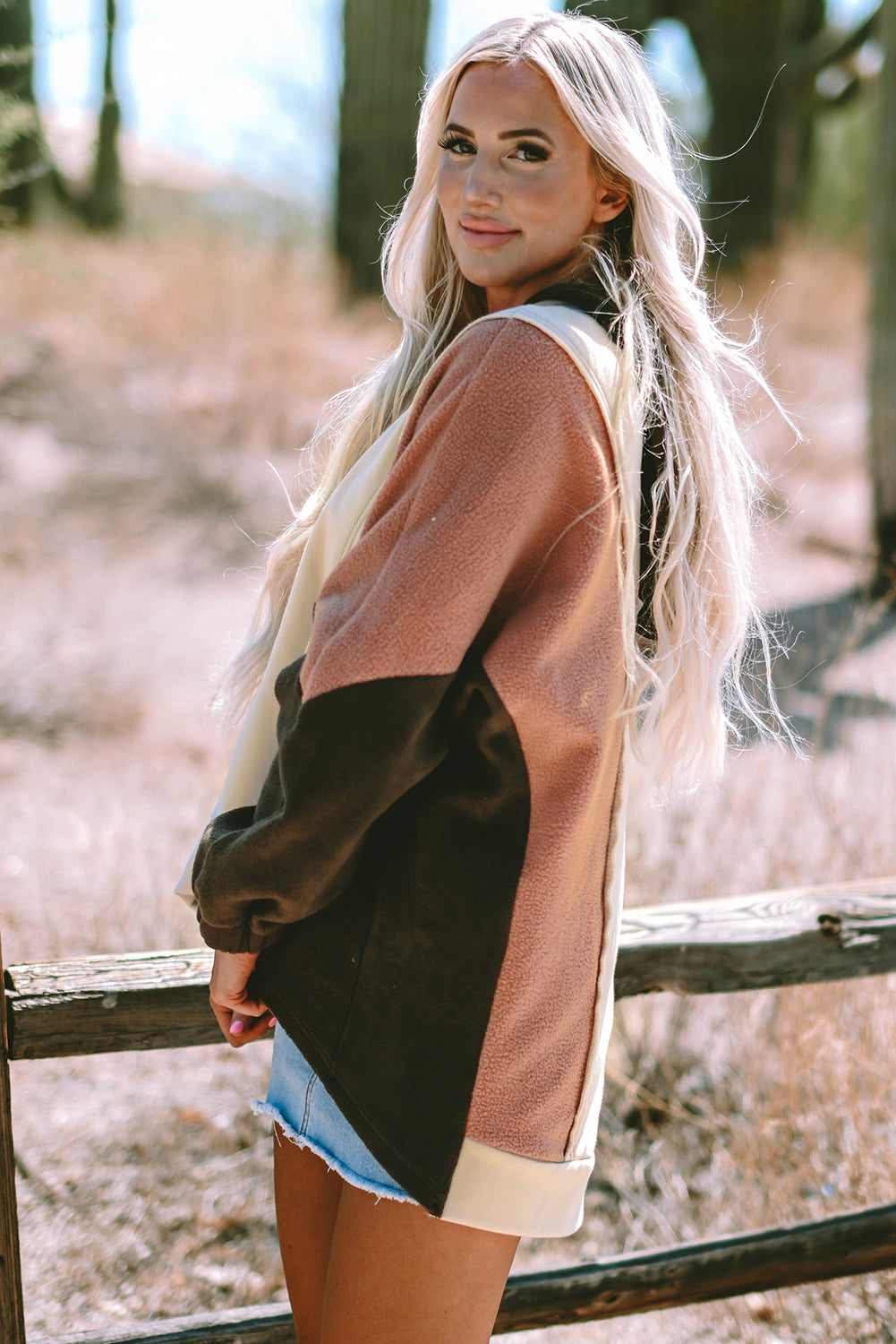 Beige Oversized Color Block Patchwork High Low Hoodie - Damesmode Afbeelding 3