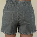 Black Stripe Raw Edge Drawstring Elastic Waist Casual Denim Shorts - Damesmode Afbeelding 2 - Foto 2