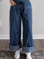 Jeans a strisce blu con cordino a contrasto e tasche larghe - Moda femminile Immagine 1 - Miniatuur
