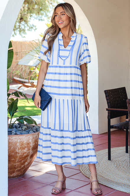 Robe de vacances à rayures bleu ciel Ricrac à encoches à manches courtes