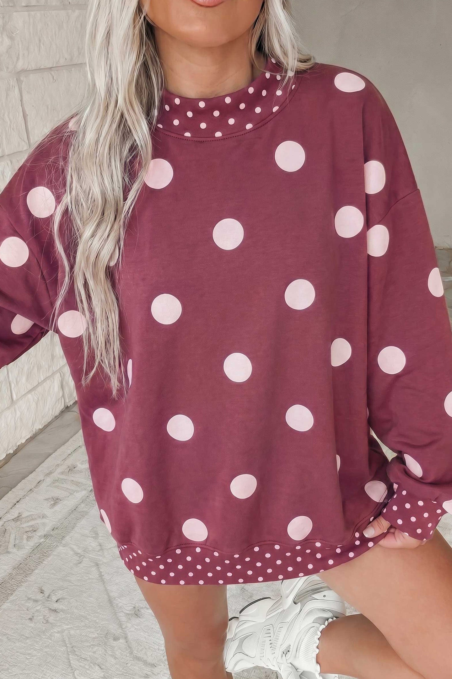 Sweat-shirt grand format à pois marron à motifs contrastants