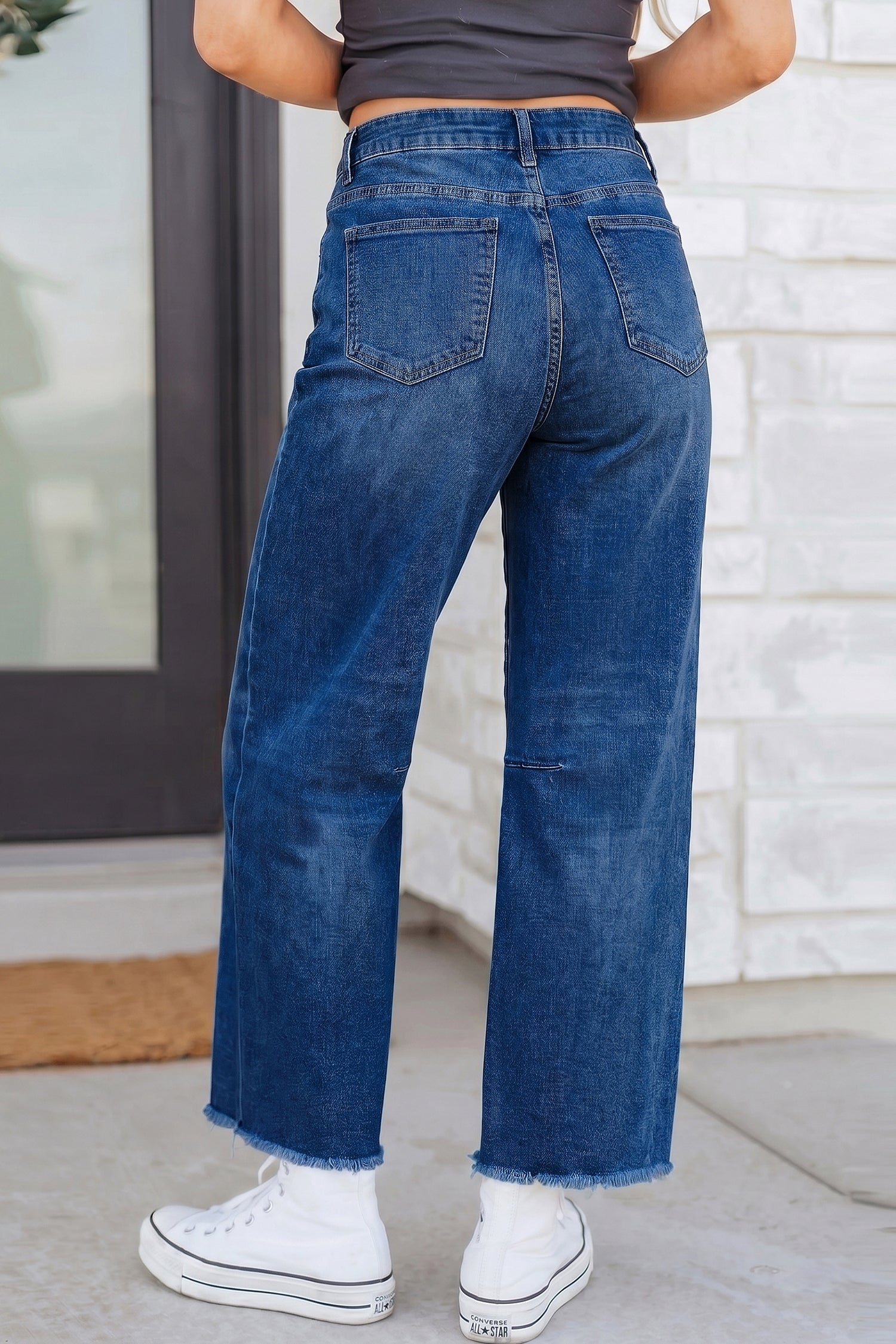 Black Frayed Cropped Barrel Jeans - Damesmode Afbeelding 5