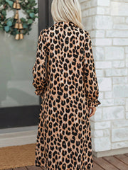 Abito midi fluido con stampa leopardo marrone, dettaglio sfaldato - Damesmode Afbeelding 2 - Miniatuur