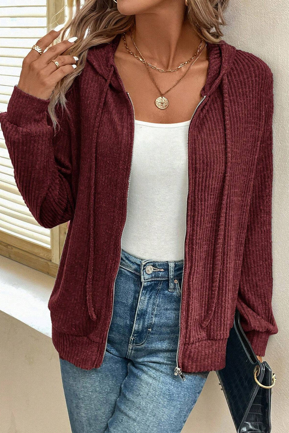 Felpa con cappuccio con zip a coste e dalina davanti rossa