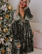 Jungle Green Velvet Long Sleeve V Neck Loose Dress with Pockets