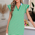 Green Stripe Print Contrast Collar Split Neck Flutter Sleeve Short Dress - Foto 1