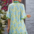 Himmelblo botanesch Blummenprint mat Rüschen-Trim V-Hals-Knäppchen Front locker Kleed - Foto 2
