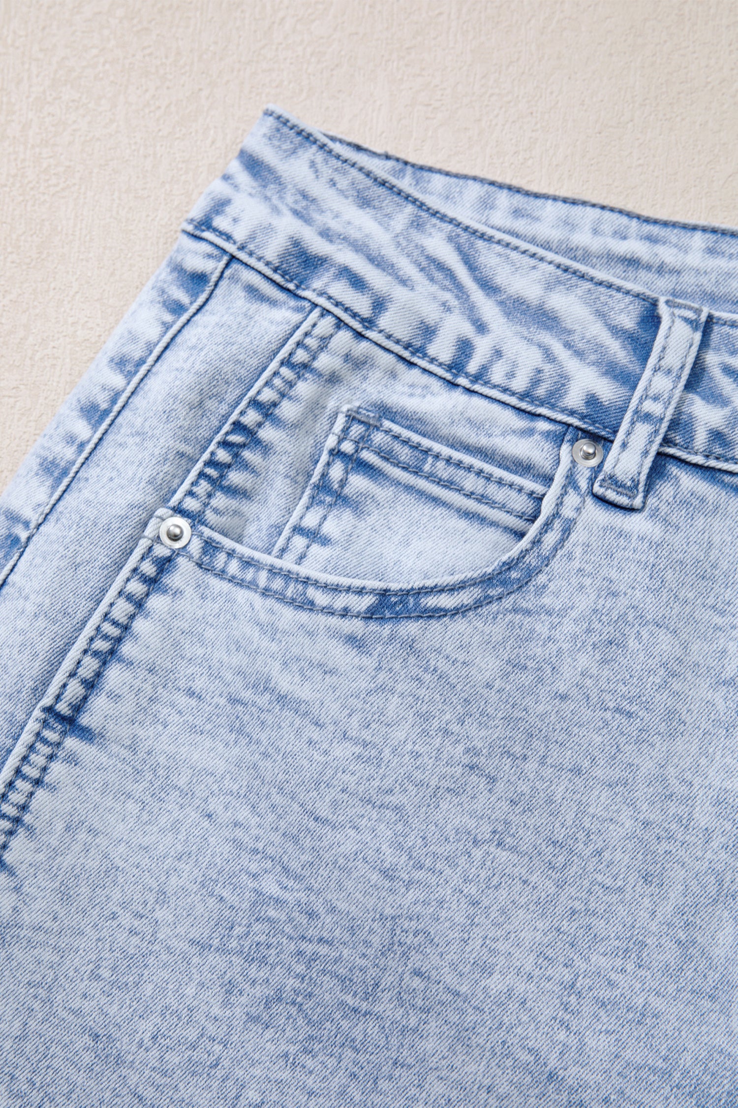 Beau Blue Light Washed Pull On Barrel Jeans - Damesmode Afbeelding 5