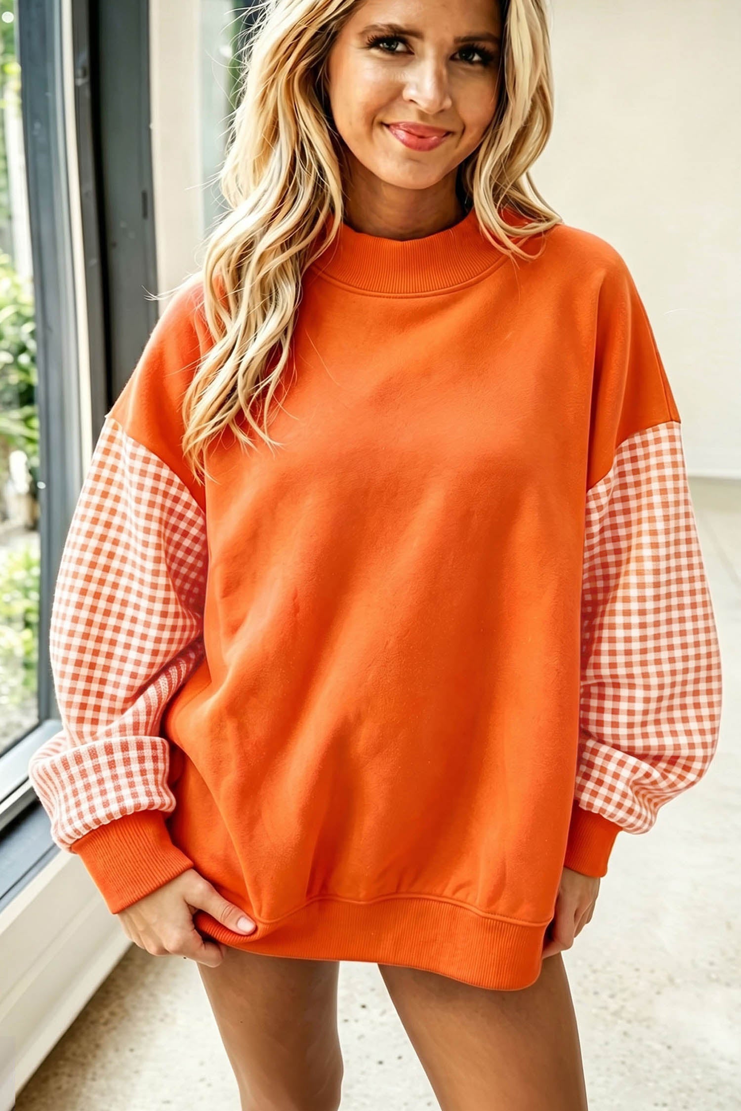 Sweat-shirt ample à manches à carreaux orange russe