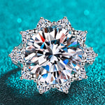 10 Carat Moissanite Flower-Shaped Ring | Redblad 18K Solid Gold & Certified Diamond Rings