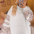 Hellgrauer Patchwork-Tarn-Hoodie mit langen Ärmeln - Foto 4