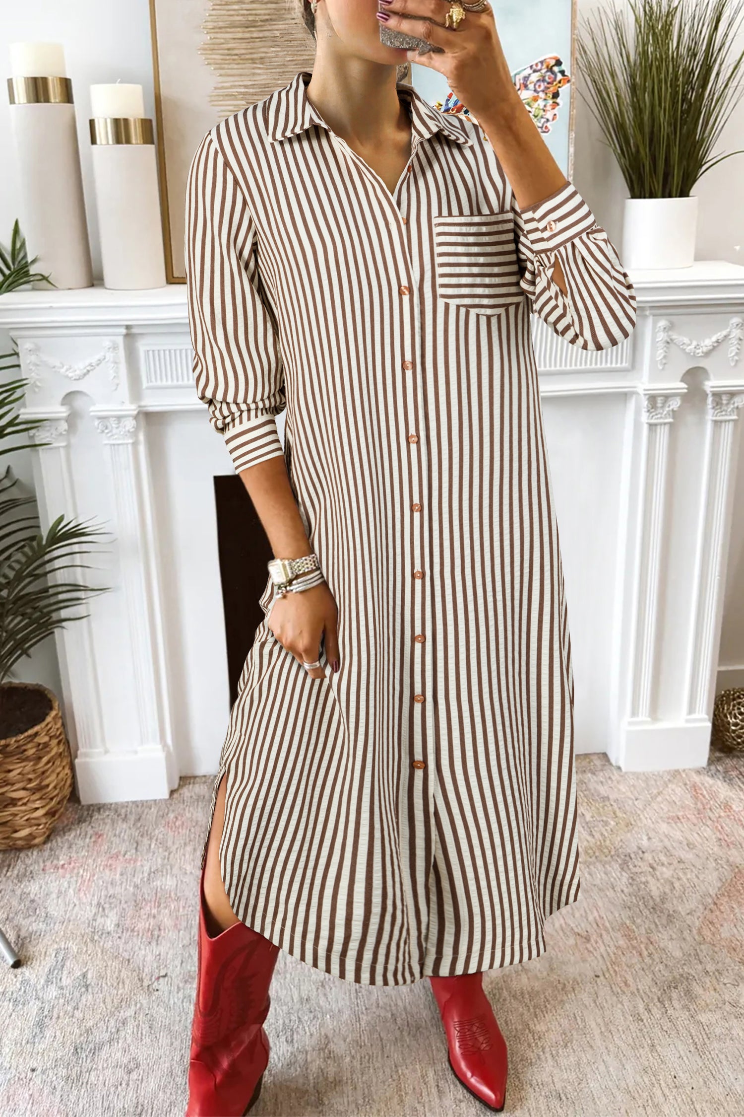 Braun-Streifen-strukturiertes 3/4-Ärmel-Rundsaum-Split-Midi-Hemdkleid
